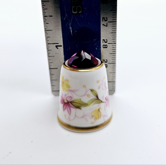 SUTHERLAND | Swarovski Prestige Crystal fine bone china floral flower thimble - Picture 4 of 6
